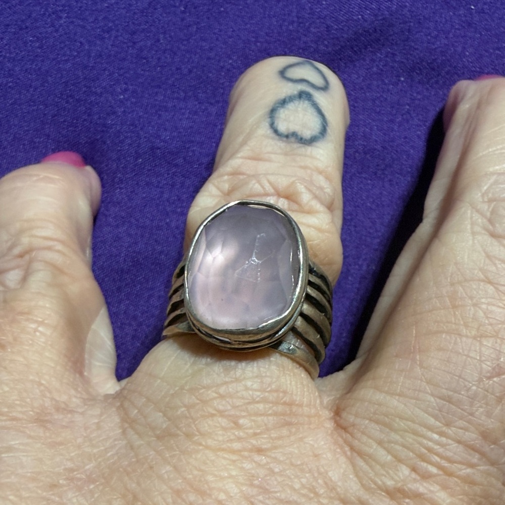 Silpada Retired Rose Quartz Color Glass Ring Size 6.5. (3)